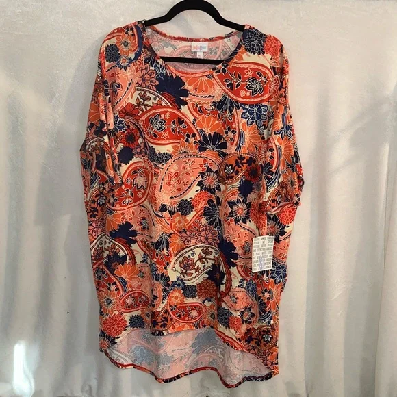 NWT XL LULAROE IRMA - Picture 1 of 2